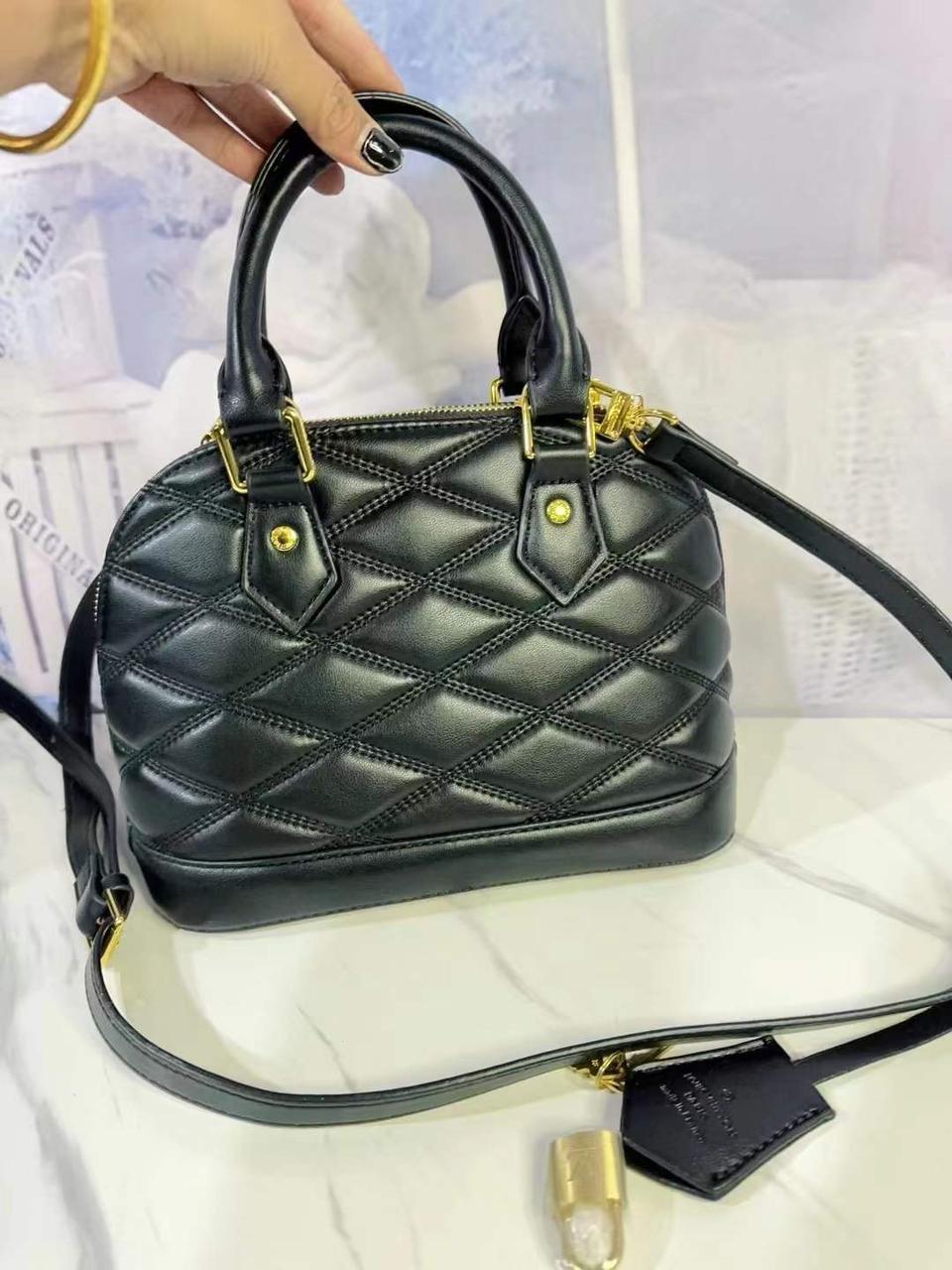 High quality BB shell handbag (Copy A)