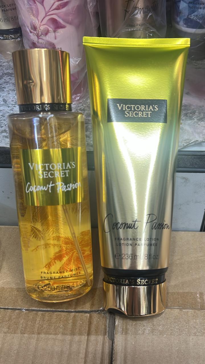 Victoria Secret Set of 2 Pieces, Splash & Body Lotion