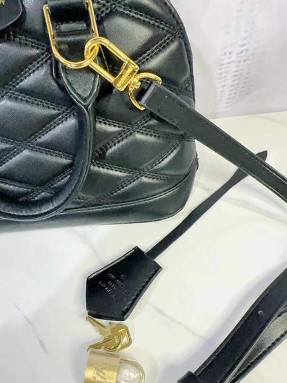 High quality BB shell handbag (Copy A)